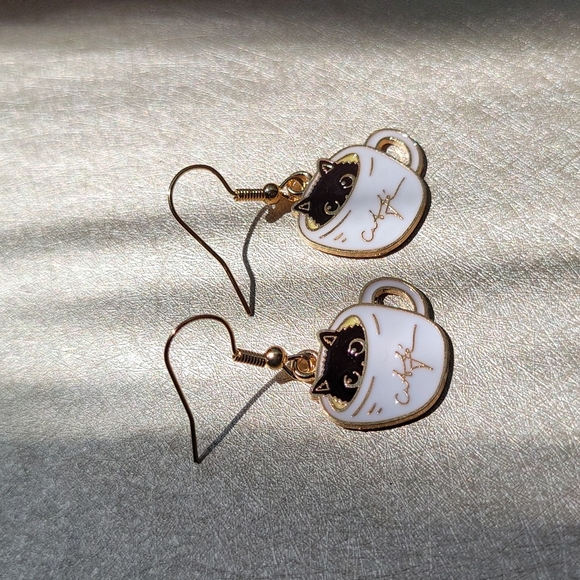 Black Cat in a Latte Cup Cute Dangle Earrings - Picture 4 of 4
